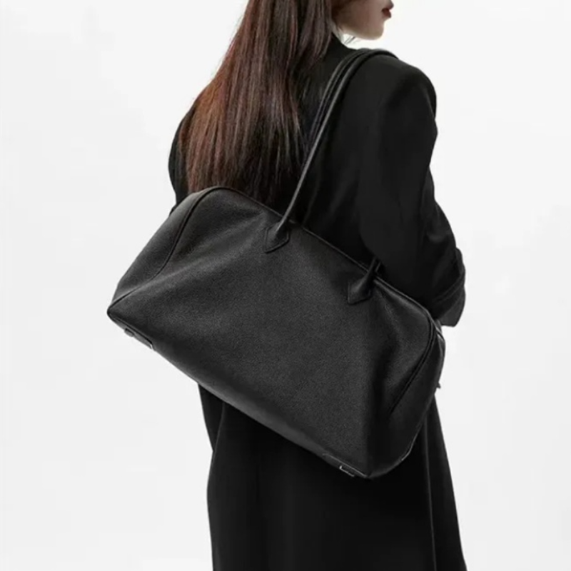 حقائب البولينج المصنوعة من الج - مراجعة Luxury Bags Office وسعره