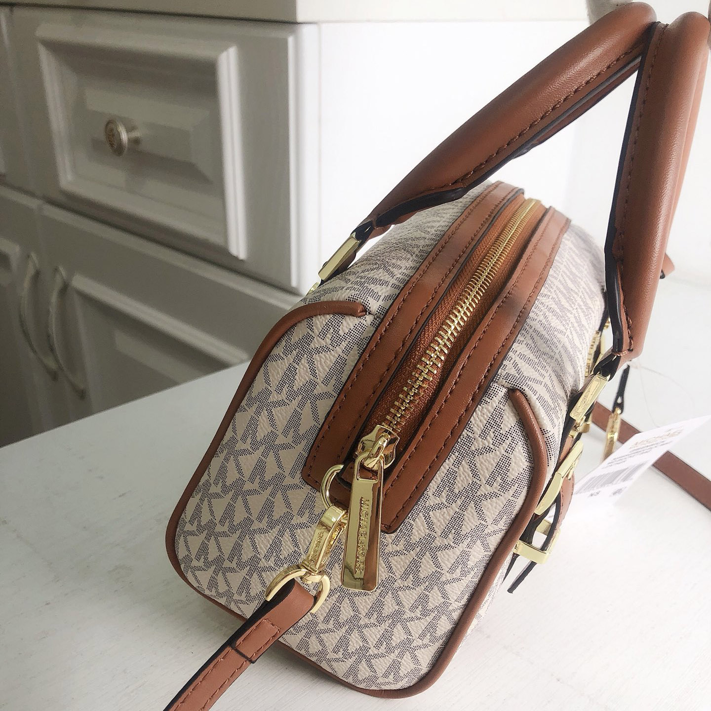 حقيبة يد نسائية جديدة من مايكل - مراجعة Luxury Bags Reseller وسعره