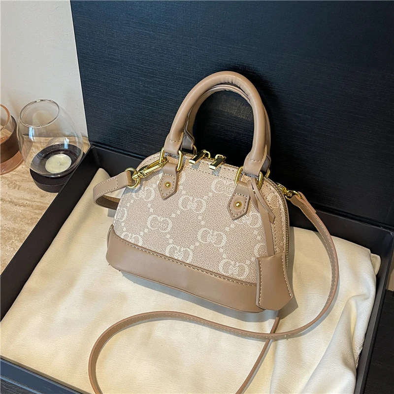 حقائب حفاضات أنيقة وفاخرة: أفض - مراجعة Luxury Bags Best وسعره