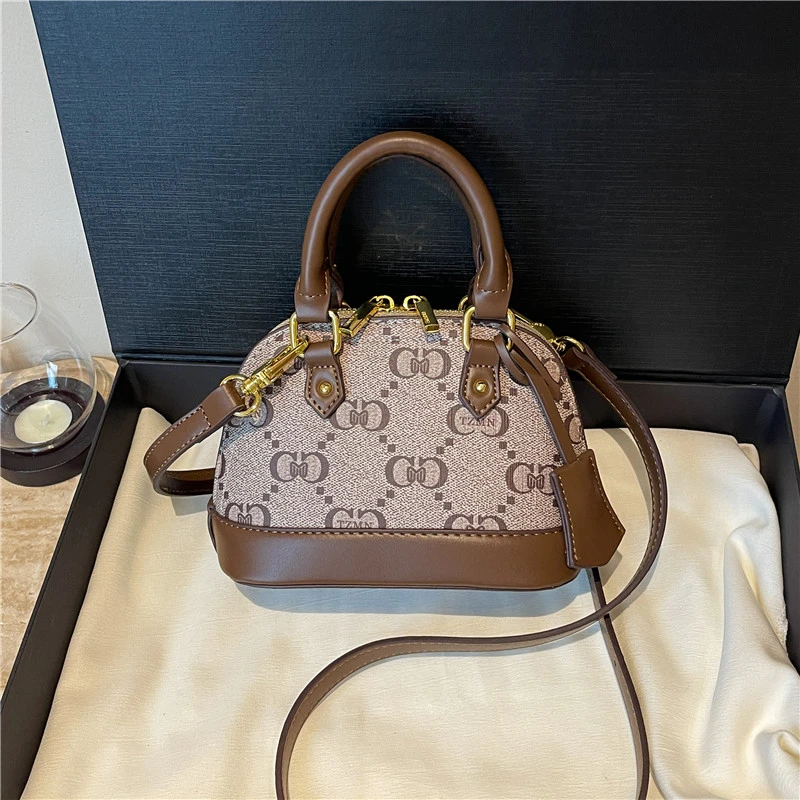حقائب حفاضات أنيقة وفاخرة: أفض - مراجعة Luxury Bags Best وسعره