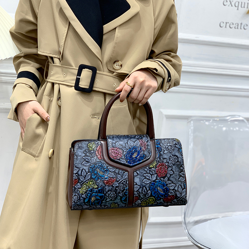 حقيبة بوسطن نسائية فاخرة بتصمي - مراجعة Luxury Bags That Are Vegan وسعره