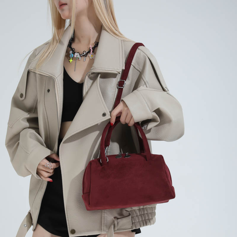 Leftside المرأة حقيبة كتف صغير - مراجعة Luxury Bags Trend 2025 وسعره
