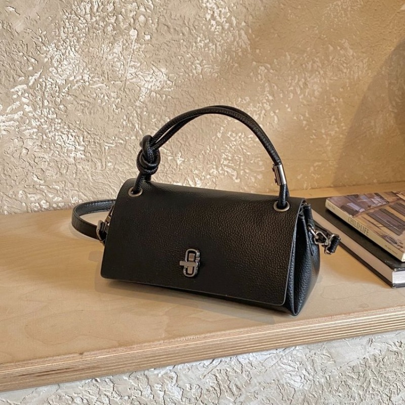 حقيبة حفاضات بتصميم عصري، حقيب - مراجعة Luxury Bags Best وسعره
