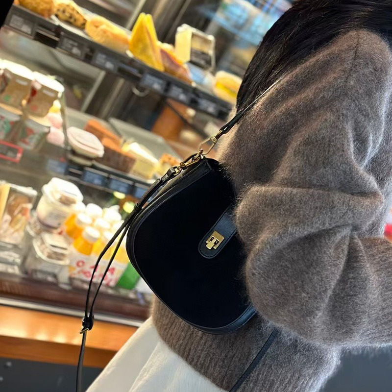 حقائب كتف نسائية فاخرة بتصميم  - مراجعة Luxury Bags That Are Affordable وسعره
