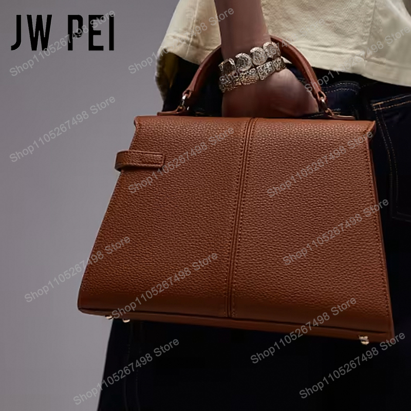 حقيبة يد نسائية أنيقة من الجلد - مراجعة Quiet Luxury Bags Designer وسعره