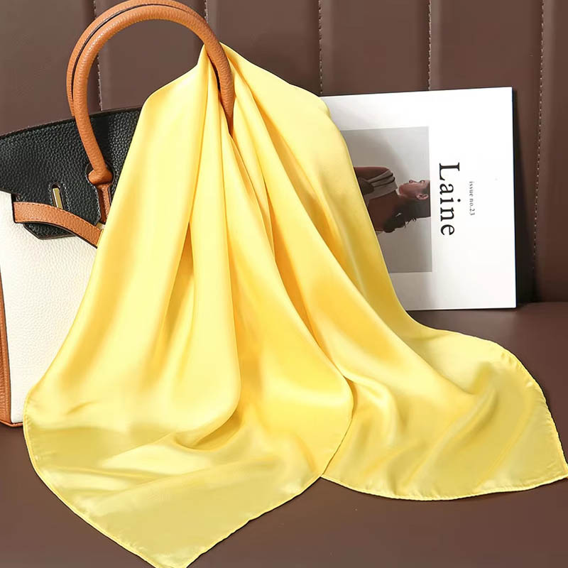الفاخرة بلون الحرير وشاح مربع  - مراجعة Luxury Bags Office وسعره