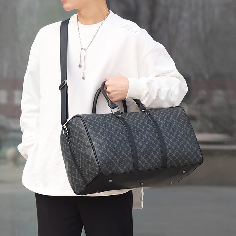 فاخر جديد 2026 حقائب السفر الر - مراجعة Luxury Bags That Are Vegan وسعره