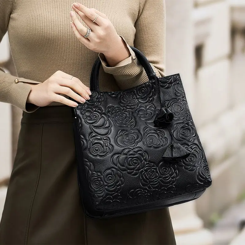 حقيبة يد نسائية فاخرة أنيقة بت - مراجعة Luxury Bags That Are Vegan وسعره