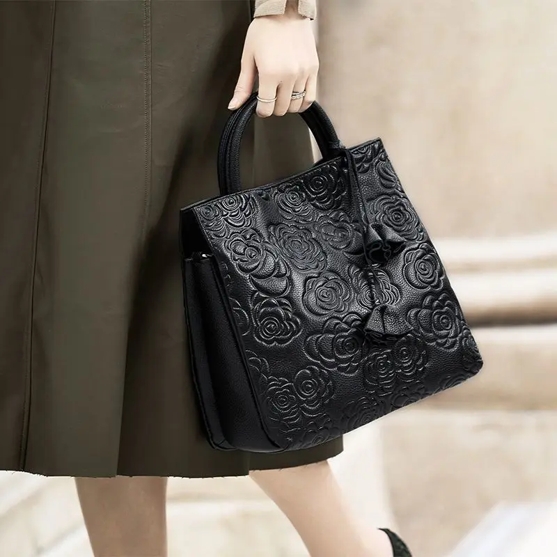 حقيبة يد نسائية فاخرة أنيقة بت - مراجعة Luxury Bags That Are Vegan وسعره