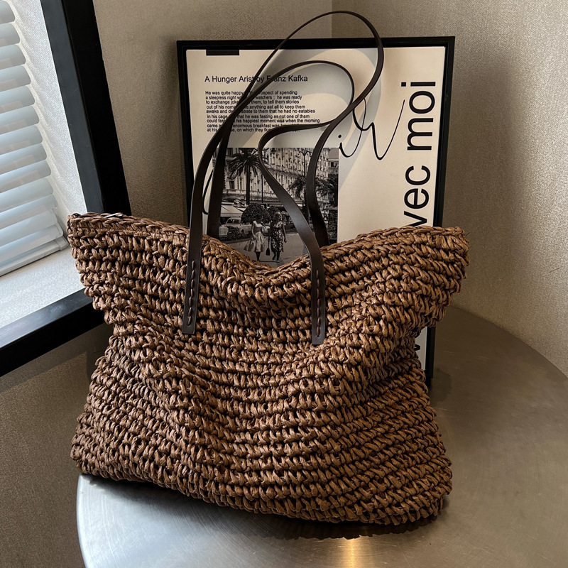 القش المنسوجة حمل الحقائب عارض - مراجعة Luxury Bags Big وسعره