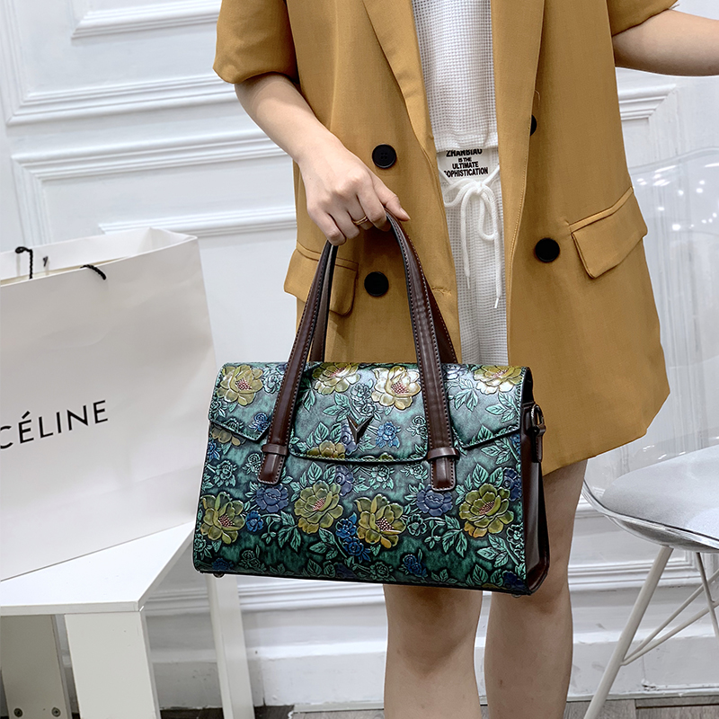 حقائب يد نسائية فاخرة بتصميم ز - مراجعة Luxury Bags That Are Vegan وسعره
