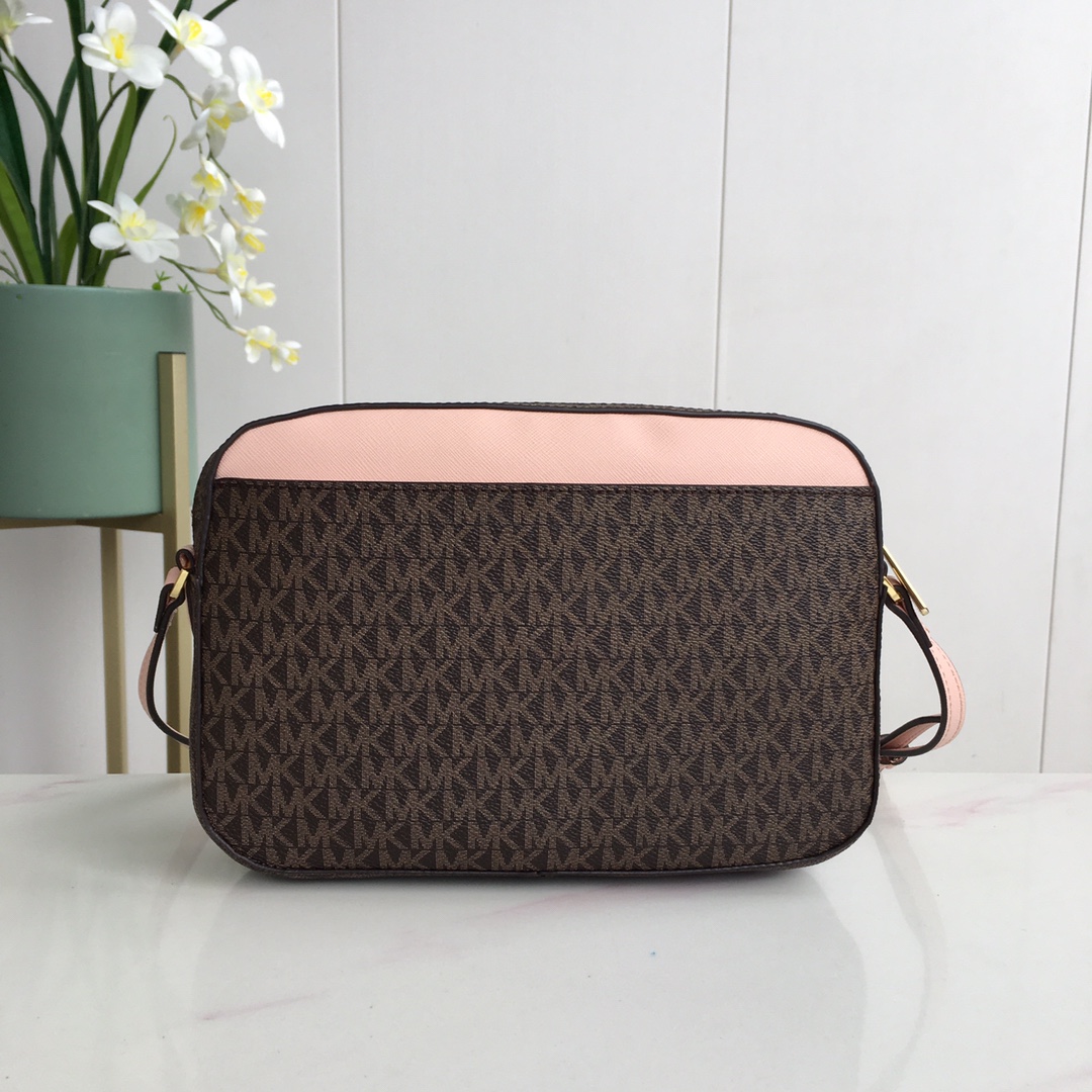 حقيبة كاميرا كلاسيكية للنساء م - مراجعة Luxury Bags Women Brands وسعره