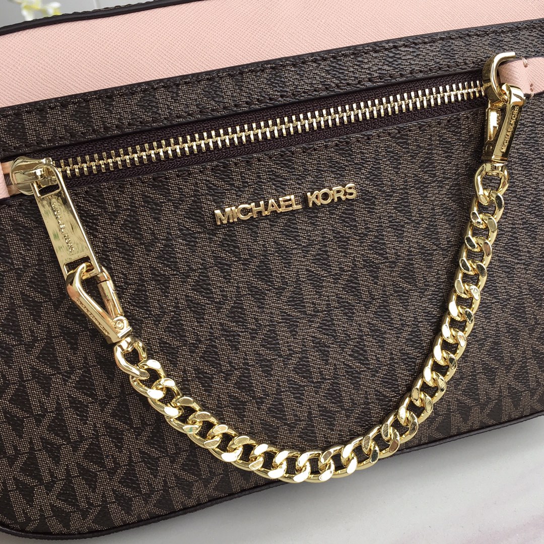 حقيبة كاميرا كلاسيكية للنساء م - مراجعة Luxury Bags Women Brands وسعره