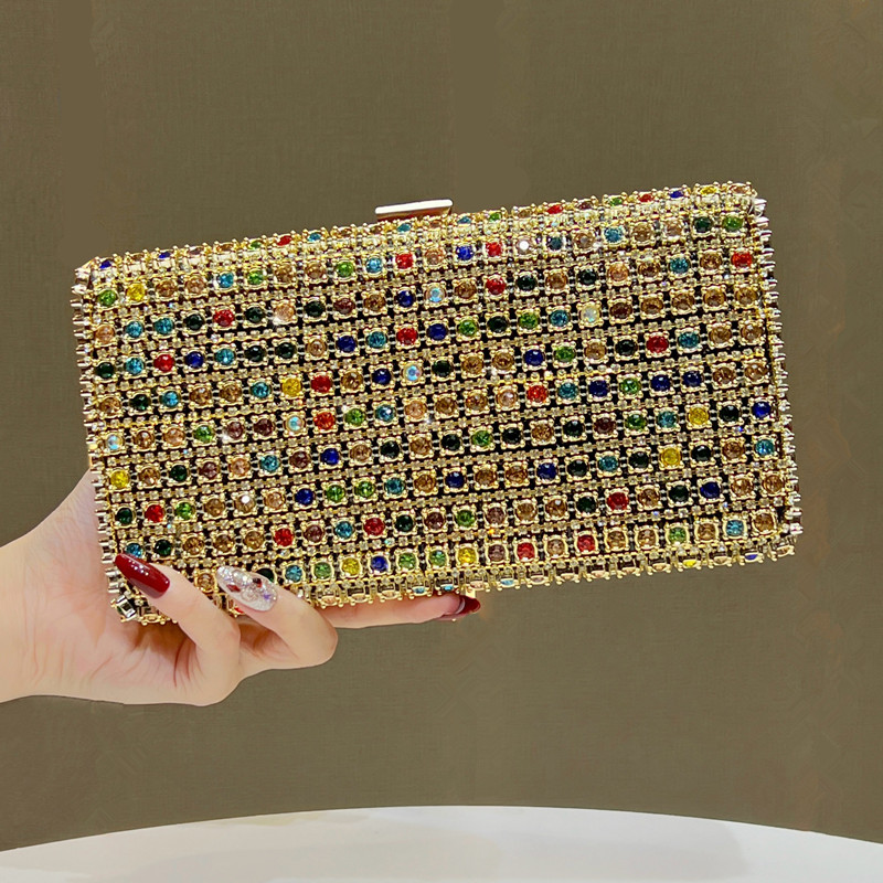 حقيبة سهرة نسائية فاخرة مرصعة  - مراجعة Luxury Bags Reseller وسعره