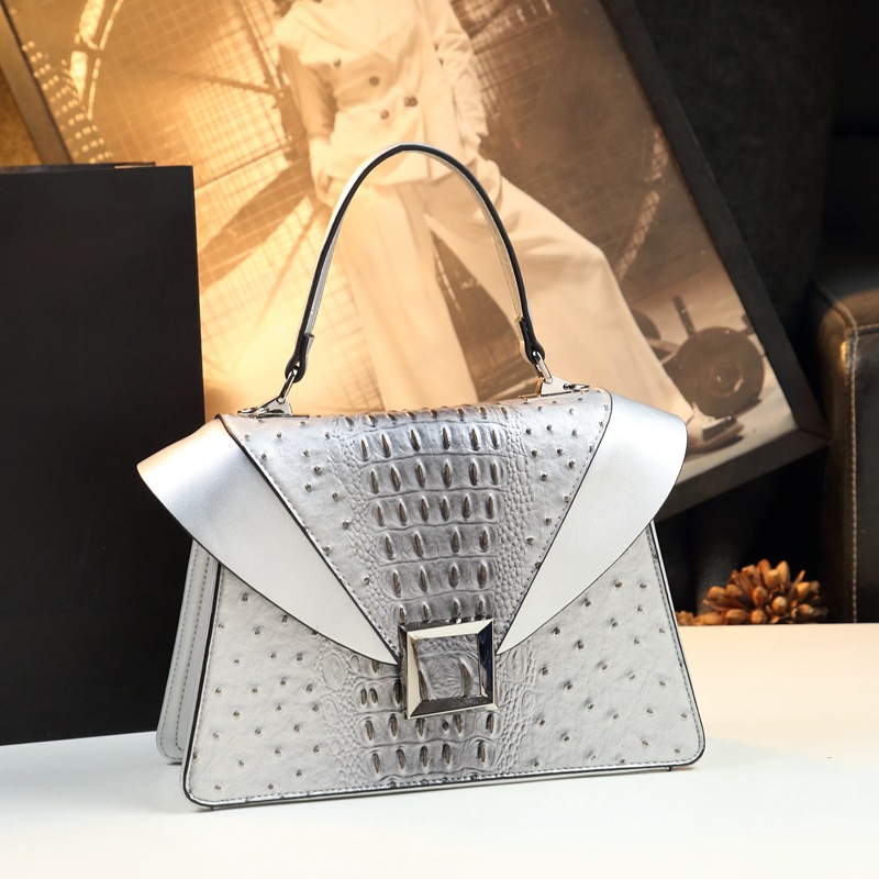 حقيبة حفاضات جلدية فاخرة للنسا - مراجعة Luxury Bags Best وسعره