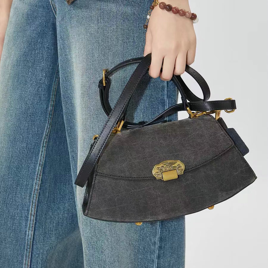 حقيبة يد نسائية فاخرة وحصرية ه - مراجعة Quiet Luxury Bags Designer وسعره
