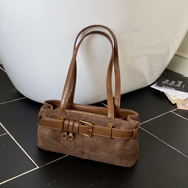 حقيبة كتف نسائية فاخرة جديدة 2 - مراجعة Luxury Bags That Are Vegan وسعره