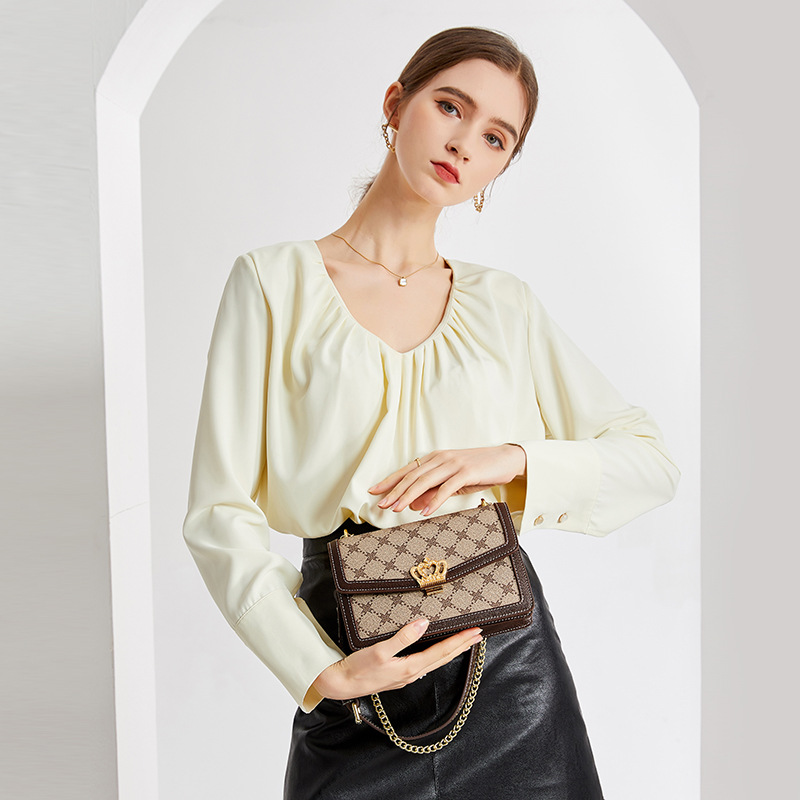 حقيبة حفاضات فاخرة للنساء من ت - مراجعة Luxury Bags Best وسعره