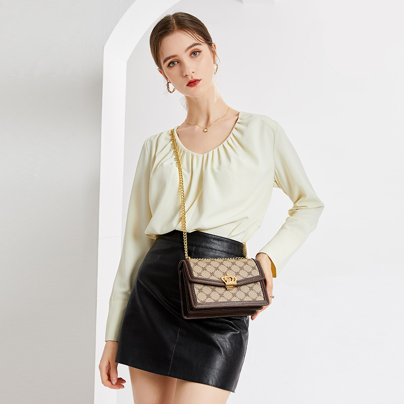 حقيبة حفاضات فاخرة للنساء من ت - مراجعة Luxury Bags Best وسعره