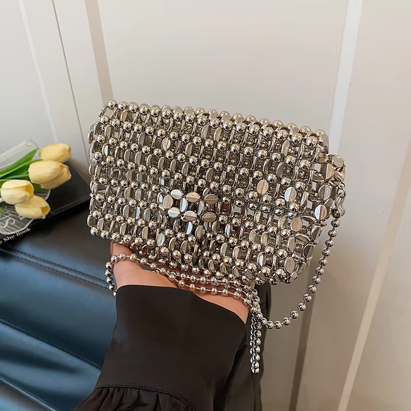 حقائب سهرة فاخرة من الجلد الصن - مراجعة Luxury Bags Trend 2025 وسعره