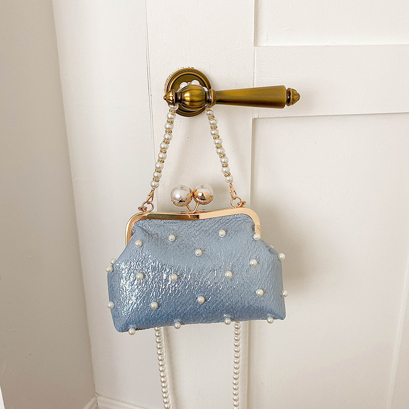 حقيبة سهرة نسائية بقفل قبلة مز - مراجعة Luxury Bags That Are Affordable وسعره