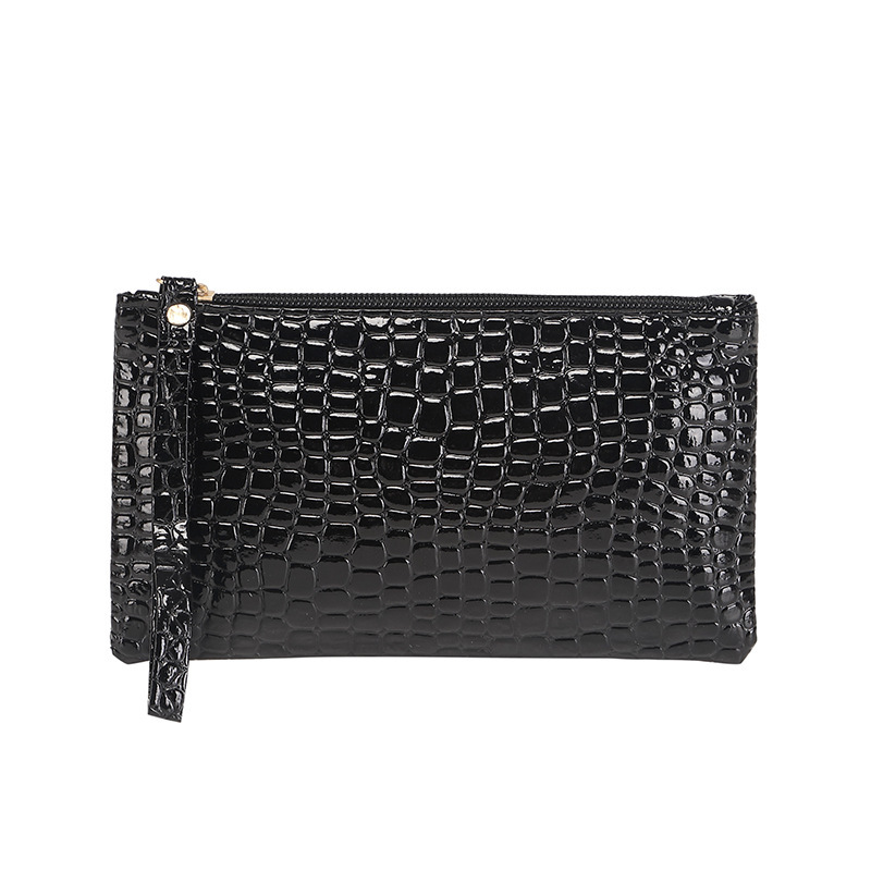 حقيبة مكياج من الجلد النباتي ب - مراجعة Luxury Bags That Are Vegan وسعره