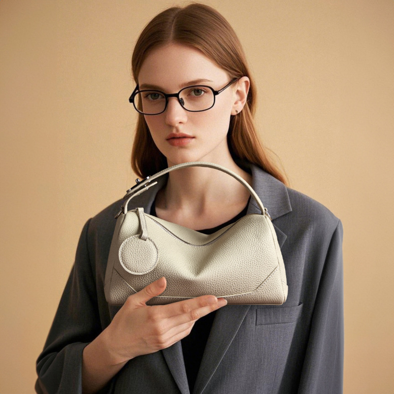 حقيبة بوسطن فاخرة للسيدات من ا - مراجعة Luxury Bags That Are Affordable وسعره