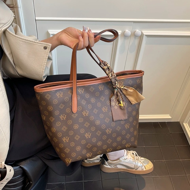 حقيبة حفاضات فاخرة من بيست سوب - مراجعة Luxury Bags Best وسعره