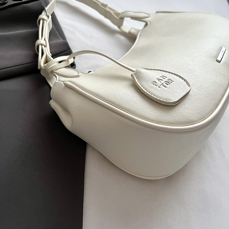 أحدث صيحات 2026: حقائب كتف فاخ - مراجعة Luxury Bags That Are Vegan وسعره